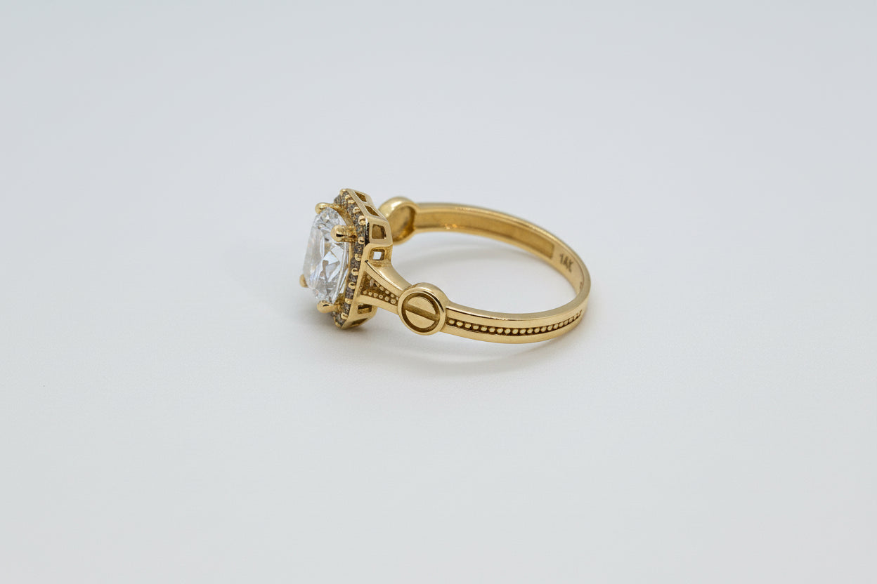 14K Gold Emerald-Cut Halo Ring“7”