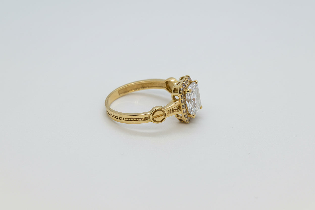 14K Gold Emerald-Cut Halo Ring“7”