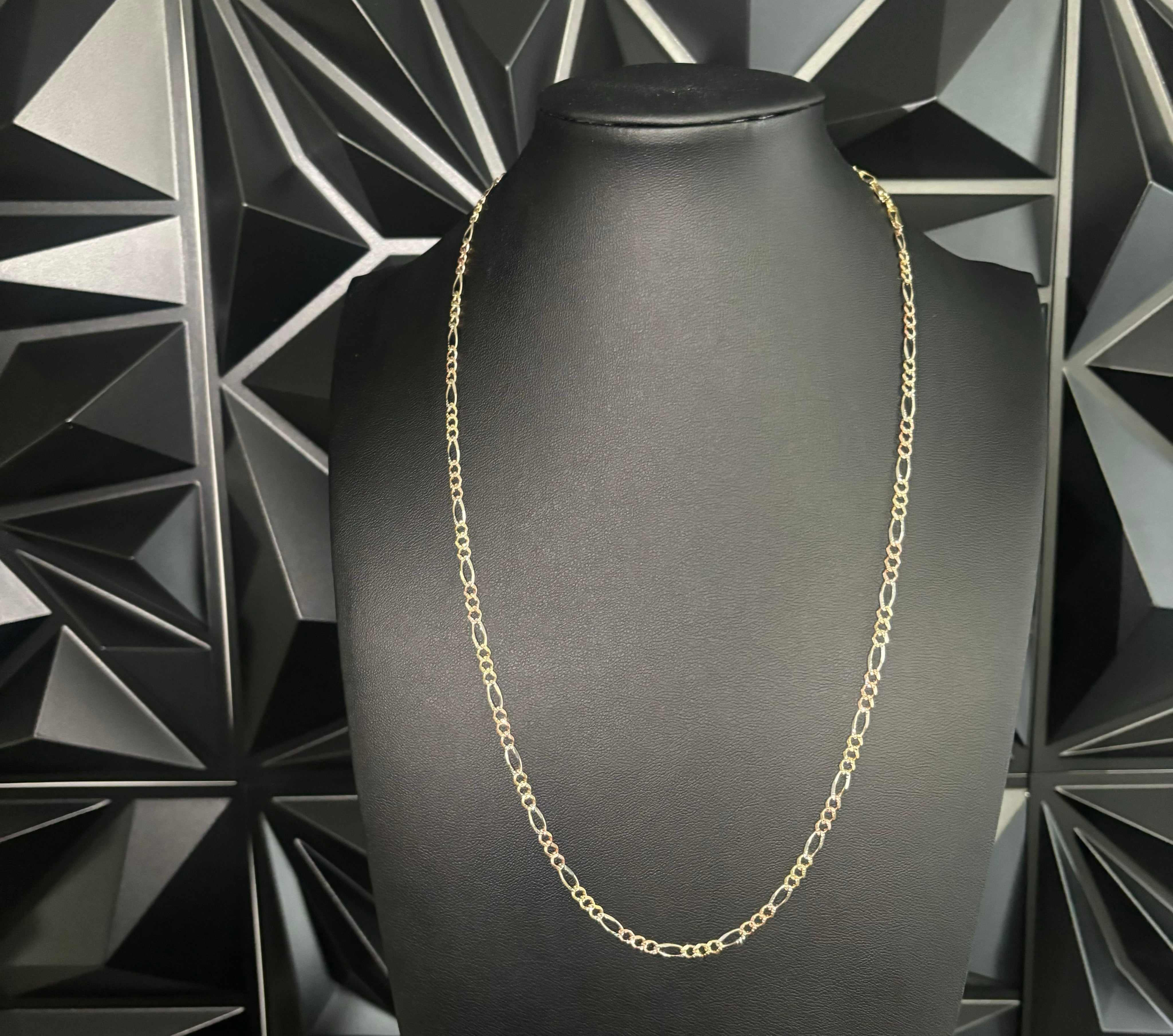 Tri color figaro necklace