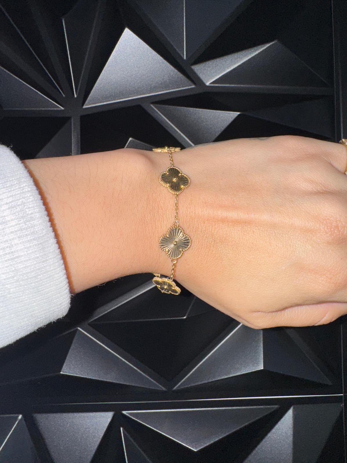 Bracelet Van Cleef Gold 10K
